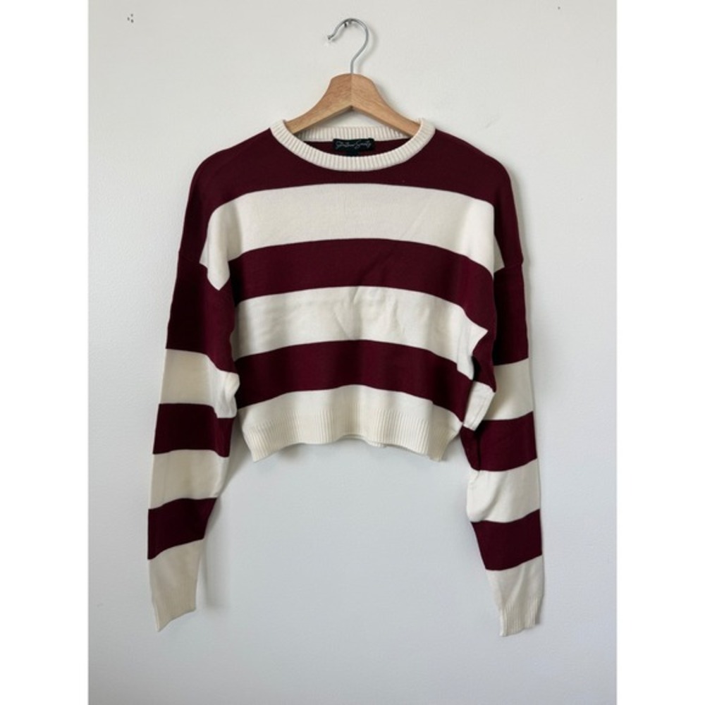 Streetwear Society Sweater – Maroon & White Striped Boxy/Cropped Fit Size Small